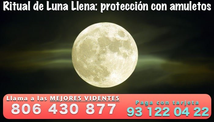 Ritual de Luna Llena: protección con amuletos